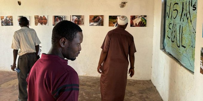 ADEMA+ viaja a Kenia con talleres "Art at School" y la exposición "Wasini Soul"
