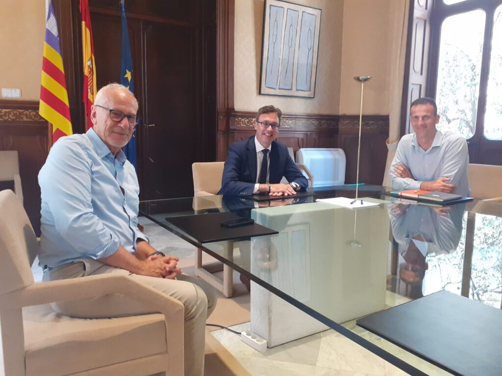 PIMEM pide al Govern una ley de contratación que apoye el producto local y las pymes