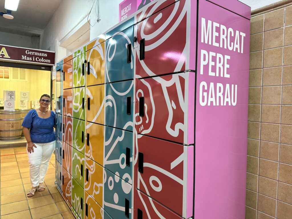 Los mercados de Pere Garau y L'Olivar permitirán hacer pedidos por teléfono y