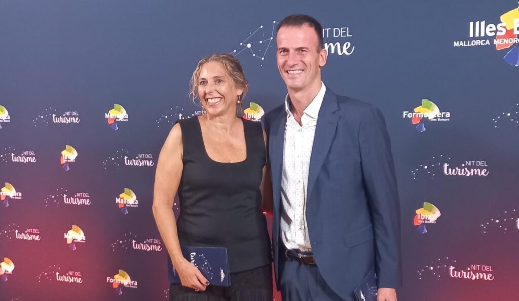 La Nit del Turisme reconoce al catedrático y fundador de la Escola de Turisme, Felipe