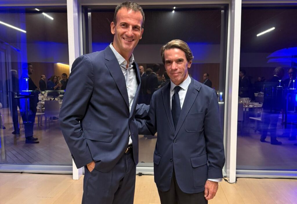 PIMEM acude a la charla del expresidente del Gobierno José María Aznar