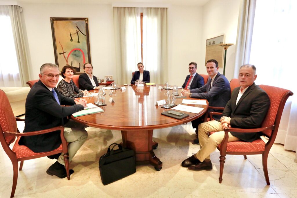 PIMEB hace llegar sus reivindicaciones a la presidenta del Govern, Margalida Prohens